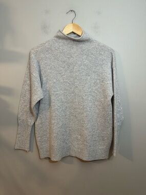 Aritzia The Group Babaton 100% Cashmere Gray Mock Neck Pullover Sweater XS
